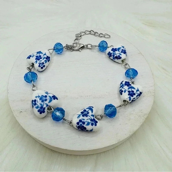 Blue & White Porcelain Heart Bead Bracelet - Picture 4 of 5